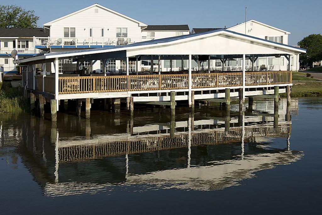 Chesapeake House Tilghman Island Esterno foto