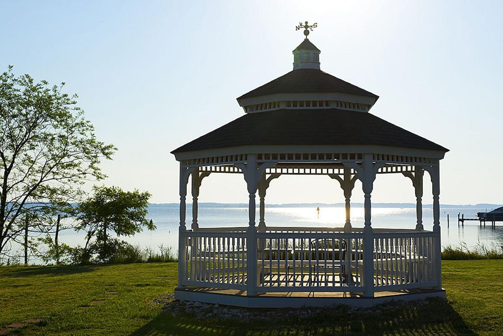 Chesapeake House Tilghman Island Esterno foto